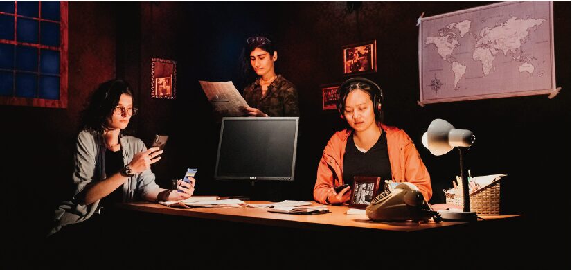 3 workers in a bureau working